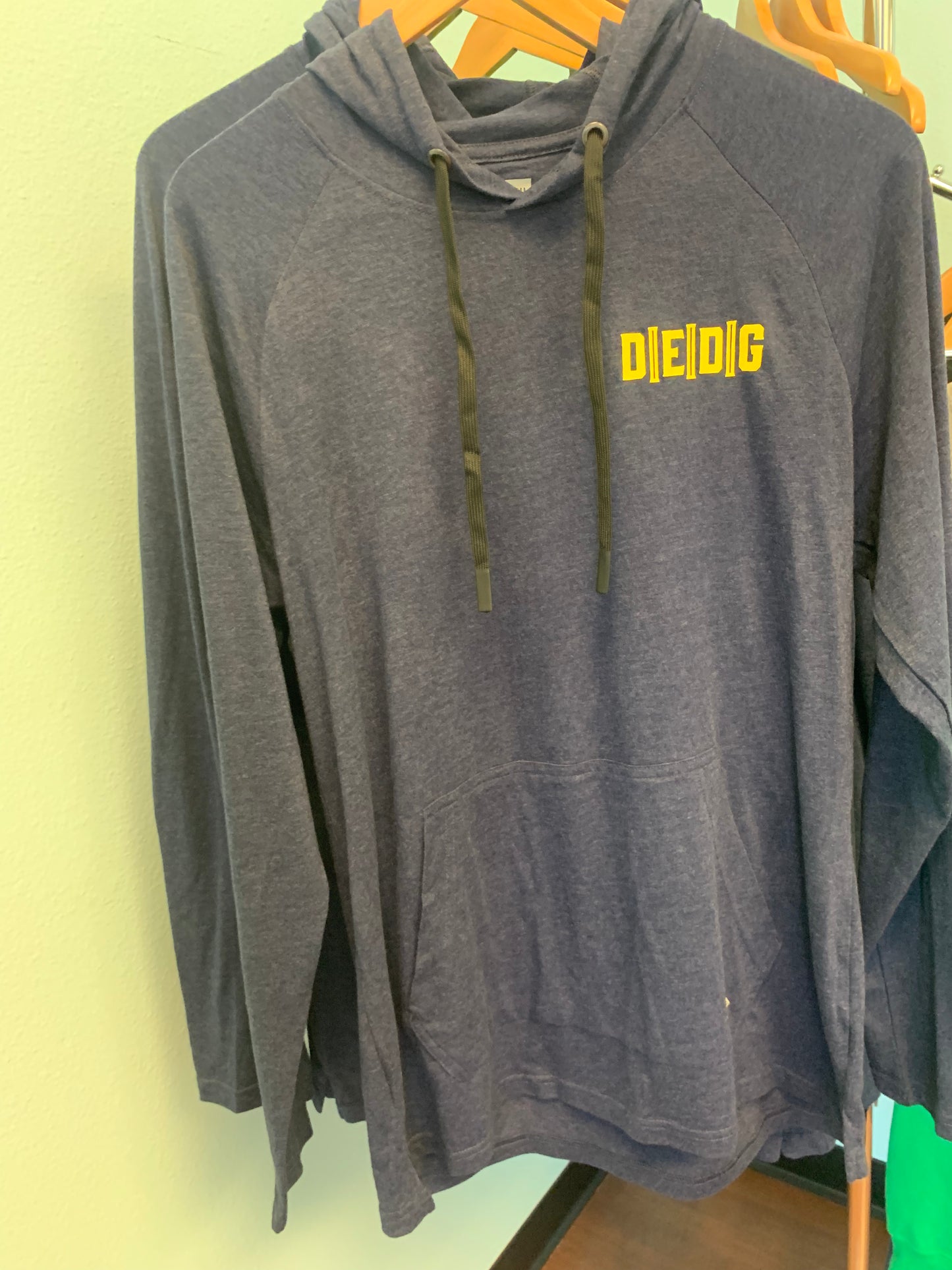 Lightweight New Era DEDG Beahscene