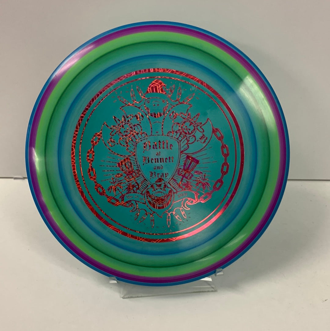 Dyed Battle at Bennett and Bray Buzz
